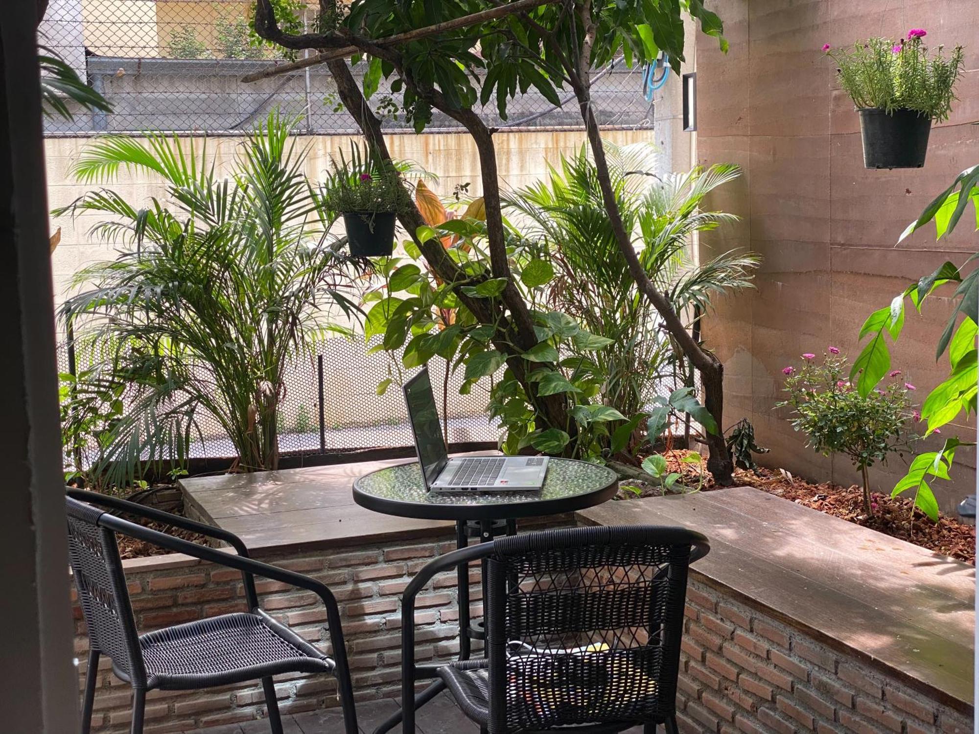 Homey Stay And Cafe By Hematoa Bangkok Exterior foto