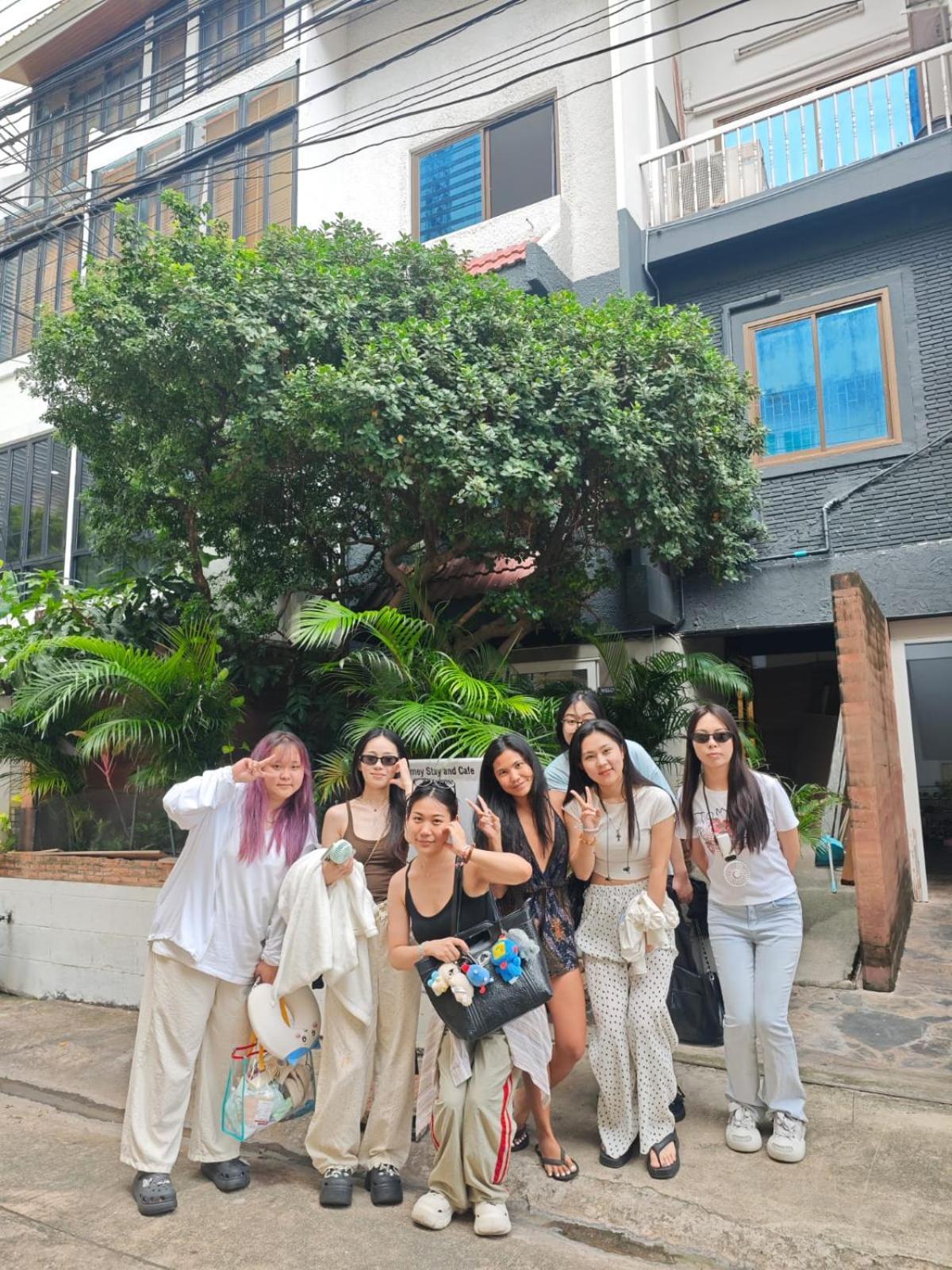 Homey Stay And Cafe By Hematoa Bangkok Exterior foto